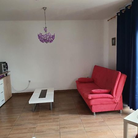 Ferienwohnung Apartman Meg Malinska Exterior foto